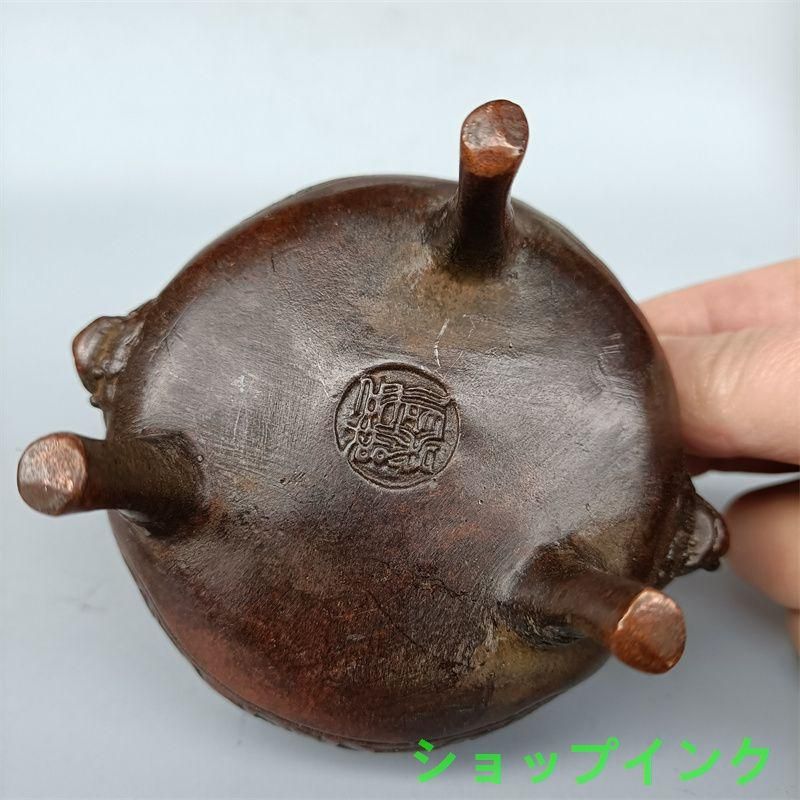 三本足の供仏銅鼎香炉 銅器 文房具 茶道具 重厚 極細工 工芸品 美術品 置物 銅器 香炉 三足鼎炉 彫花香炉 線香 盤香 供仏炉 工芸品 置物
