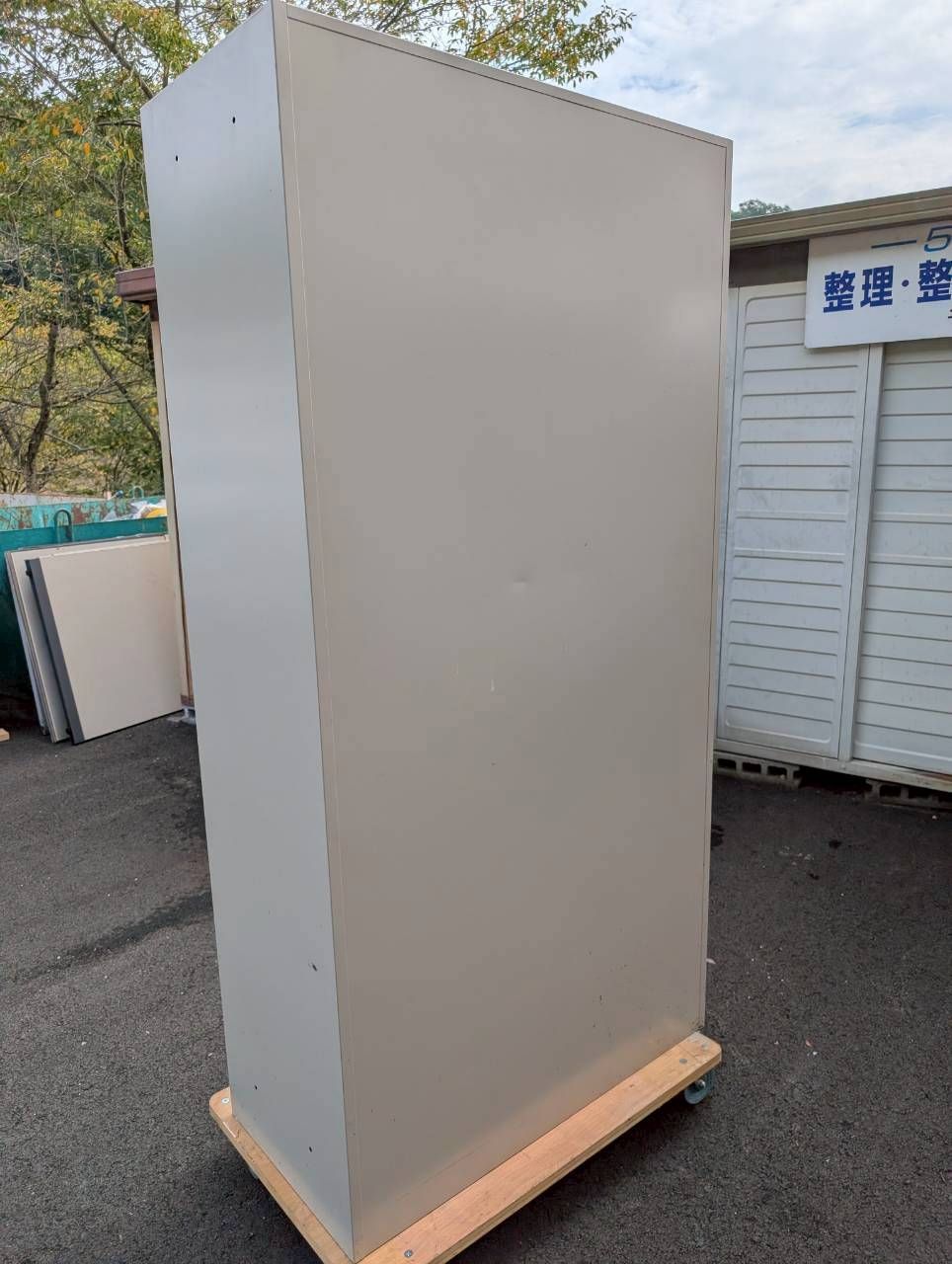 姫路引取 コインロッカー スチールロッカー コイン返却式 3列5段 鍵付き 15人用 W90cm×D45cm×H180cm 2509