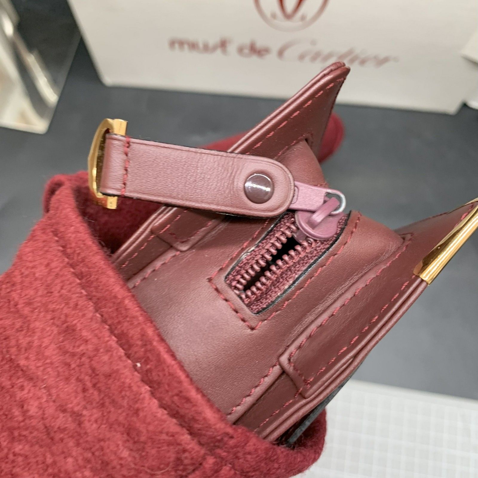 【美品】Cartier カルティエ クラッチバッグ マストライン ボルドー Z297Cartier マスト ドゥ カルティエ クラッチバッグ バッグ