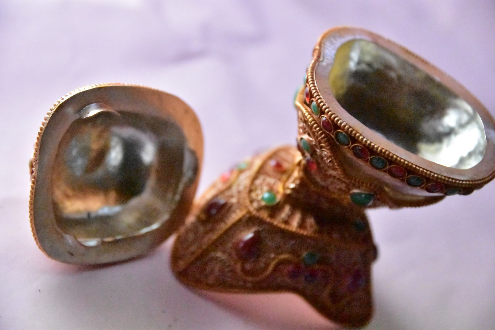 チベット密教の法具《チベタン・モンク・スカル》 – ZOCALO JAPAN