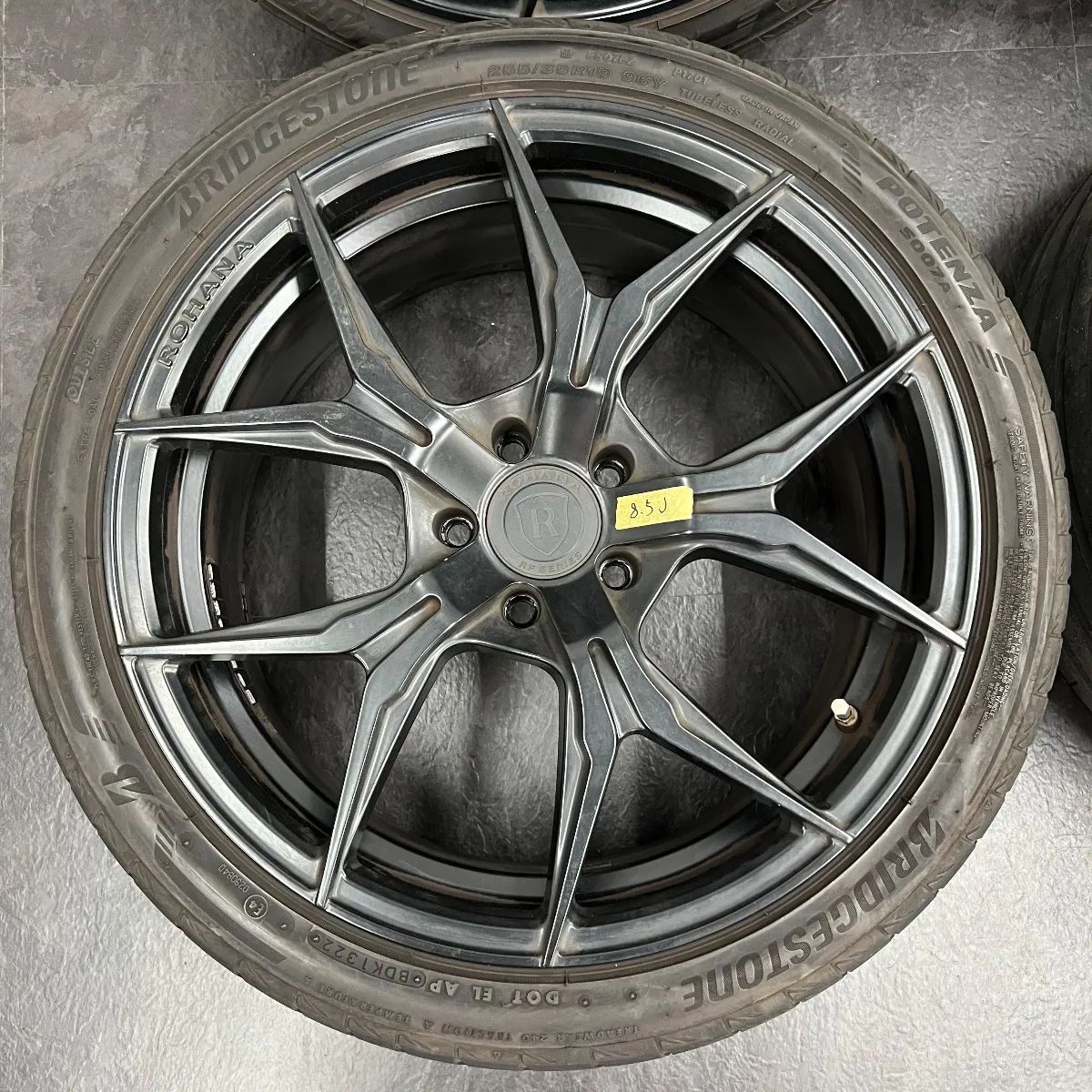 ロハナ ROHANA RFX5 19インチ タイヤホイールセット