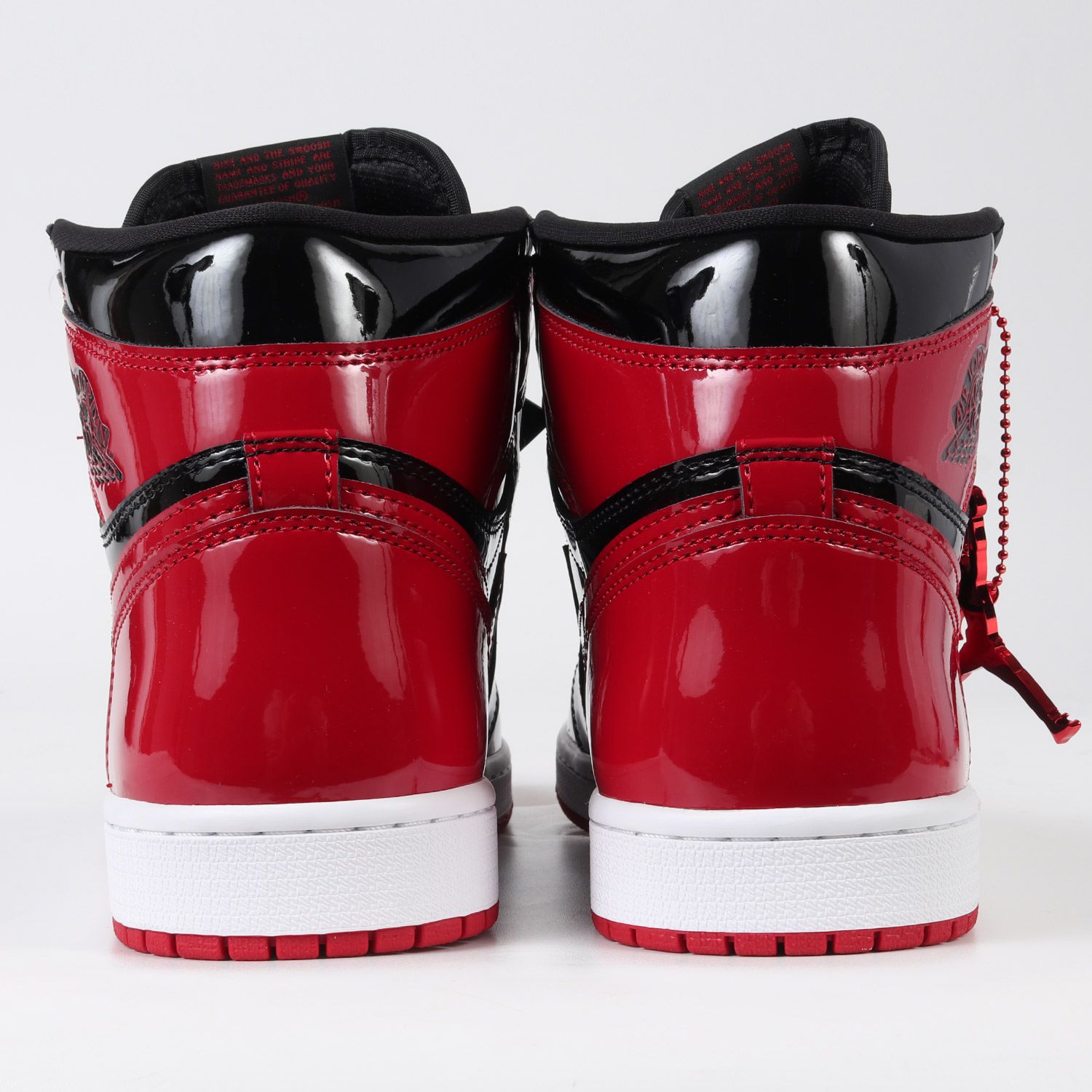 新品 NIKE ナイキ AIR JORDAN 1 RETRO HIGH OG BRED PATENT (555088