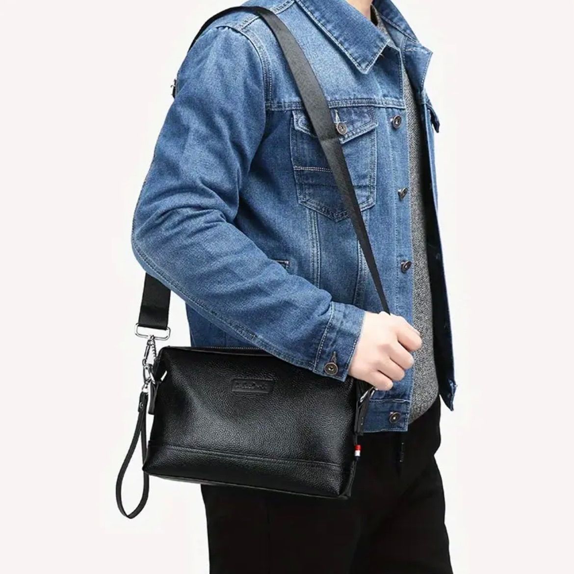 多コンパートメント搭載 シンプルビジネスカジュアル仕様