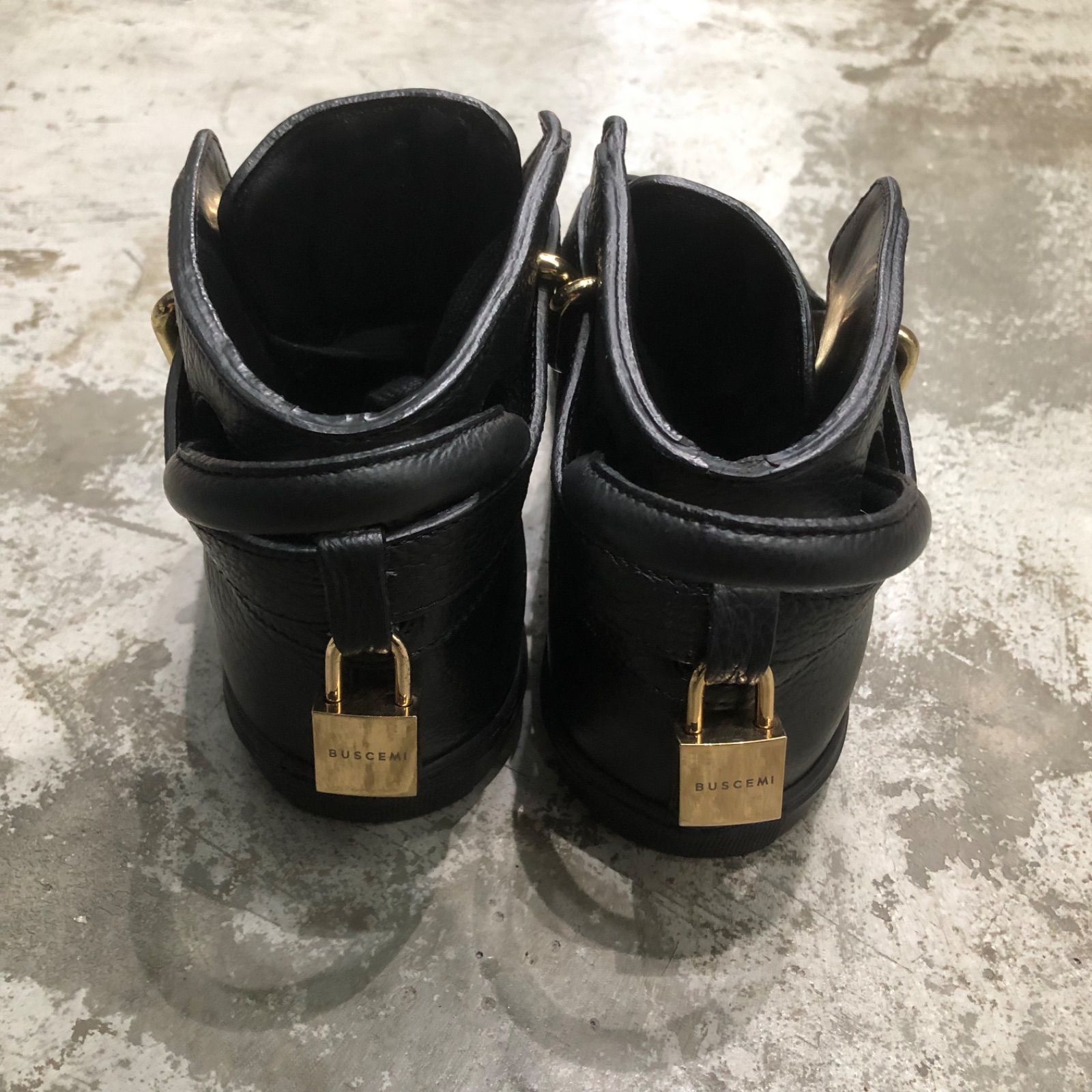 BUSCEMI ブシェミ 南京錠レザー スニーカー BUSCEMI 南京錠 レザー ハイカット スニーカー ブシェミ 39