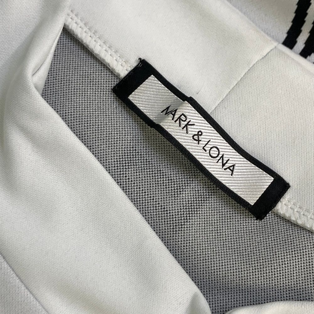 MARK&LONA マークアンドロナ モックネック半袖Tシャツ スカル ロゴ Ｌ サイズ：48 MARK&LONA マークアンドロナ モックネック 半袖T