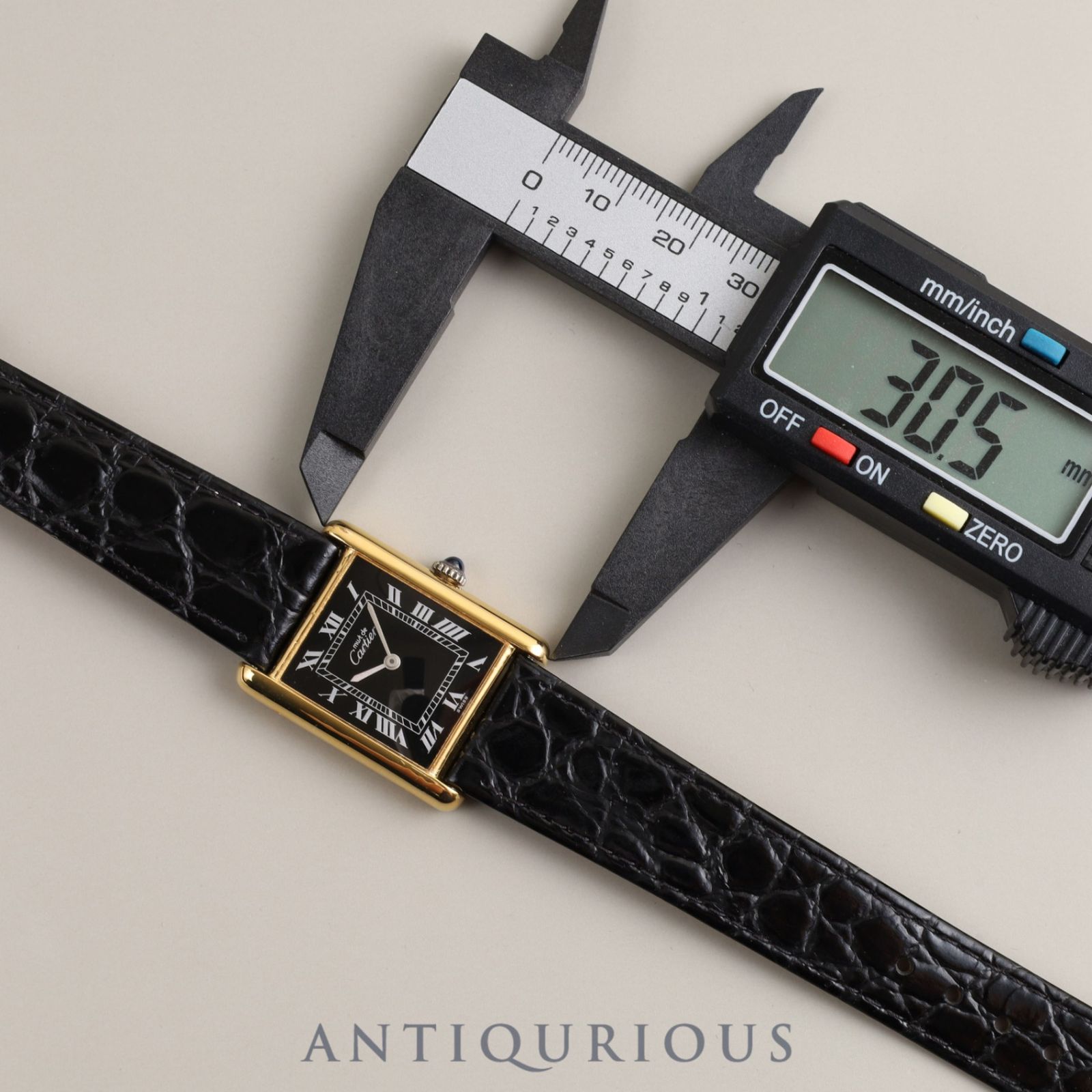カルティエ マストタンク LM 手巻き Cal.78-1 925 革 ブラック