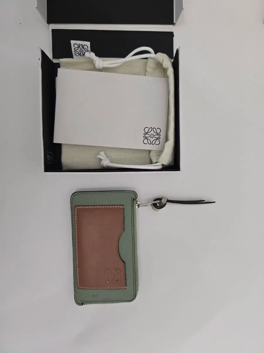 LOEWE ロエベ カードウォレット