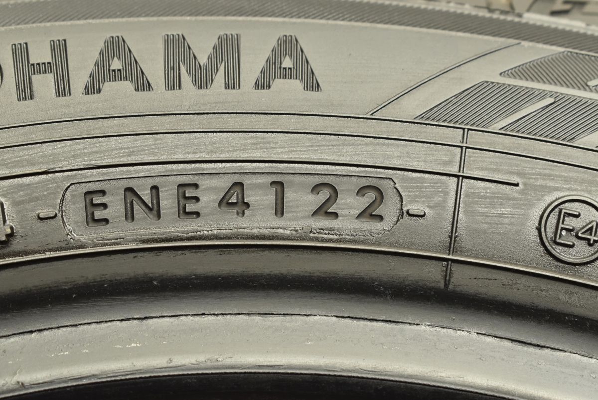 アイテム入荷！ バリ溝 ヨコハマ アイスガードiG60 165 65R15 4本 製 タフト デリカD2 ソリオ スマートフォーフォー ルノートゥインゴ