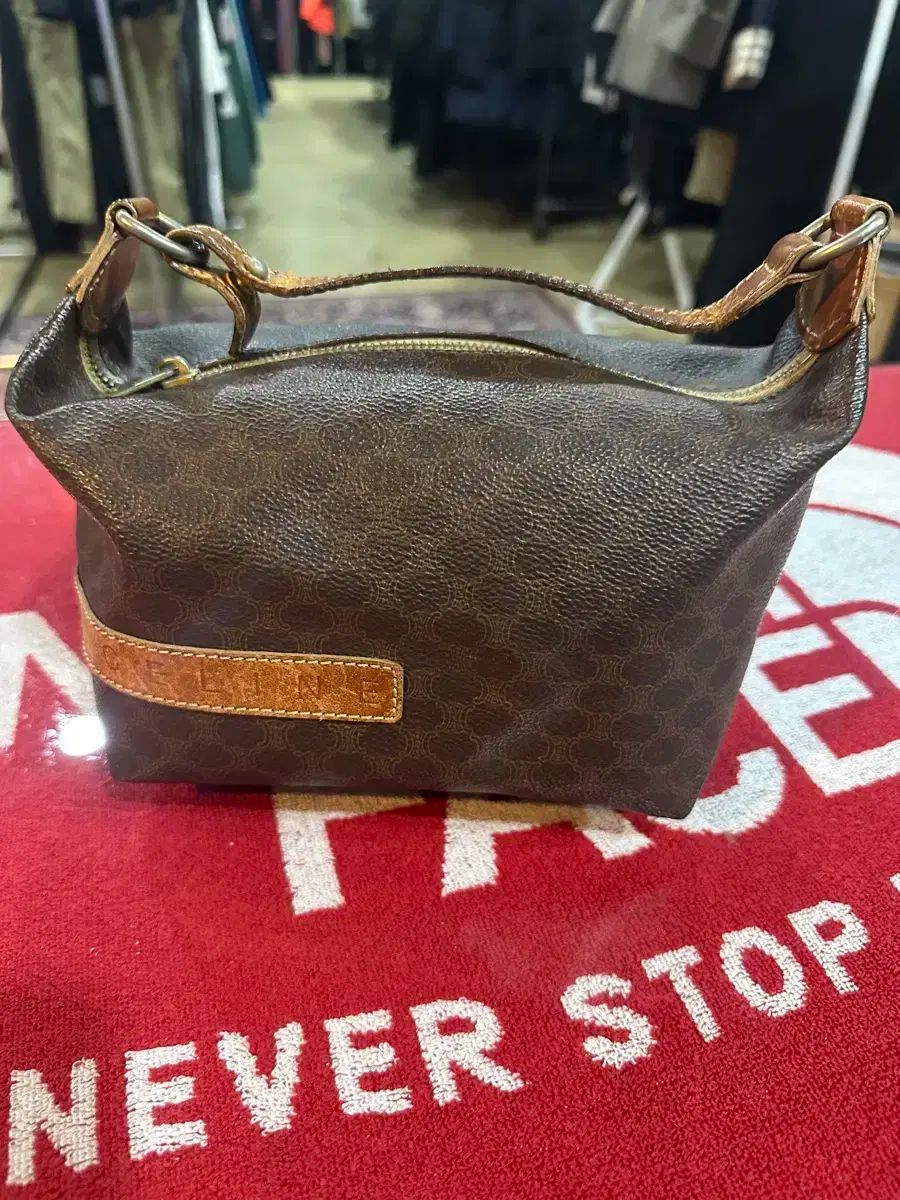 Celine セリーヌ マカダム ポーチ