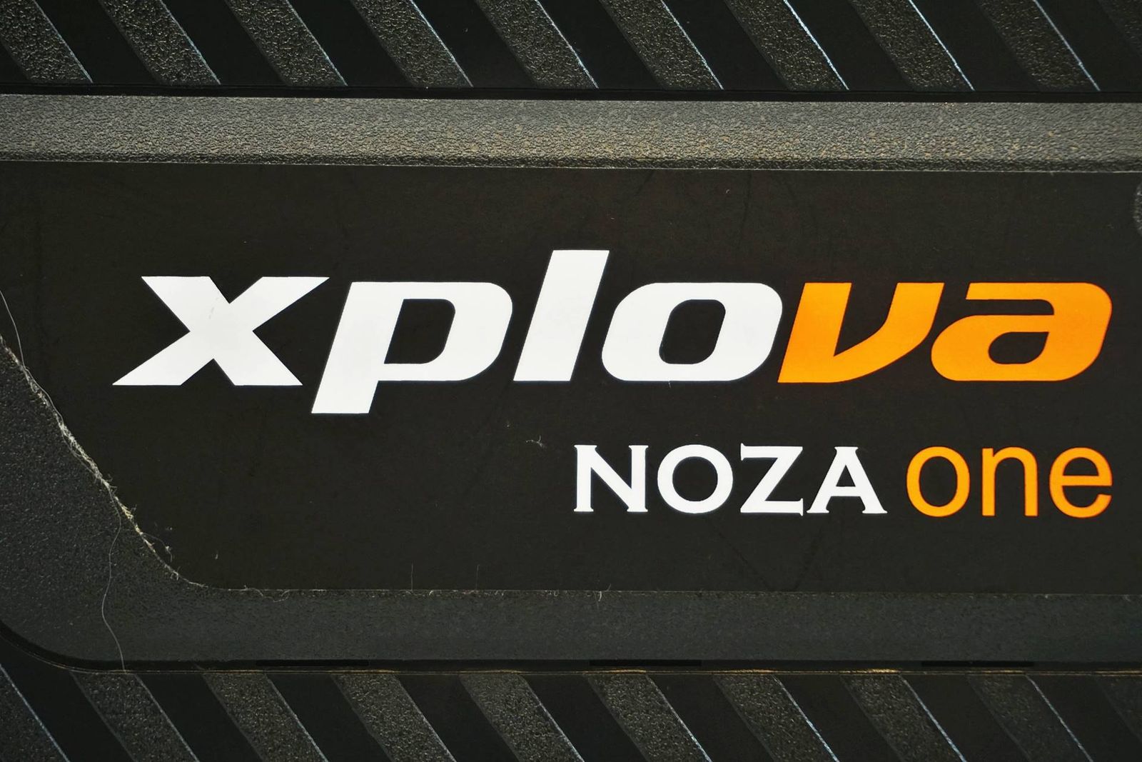 XPLOVA エクスプローバ