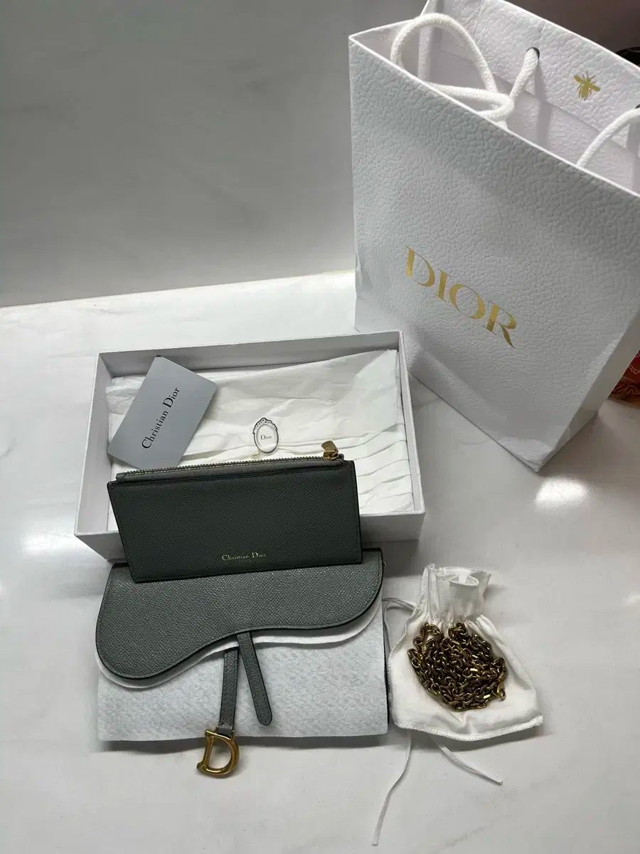 アーペーセー F63218 レザー デミ ルネ PXAWV 長財布 A.P.C. APC アーペーセー PXAWV F63218 長財布 メンズ