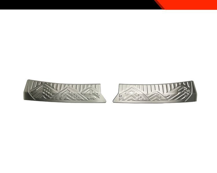 スバル 24年式 クロストレック インプレッサ 後バンパー 内蔵ガード プレート メッキ装飾 ABS製 2ピースセット 人気急上昇 ZZ520