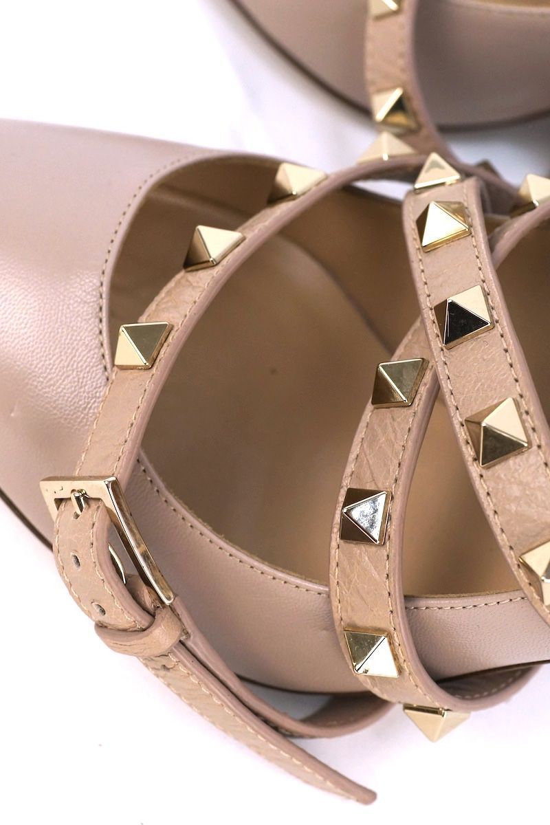 ピンクベージュ