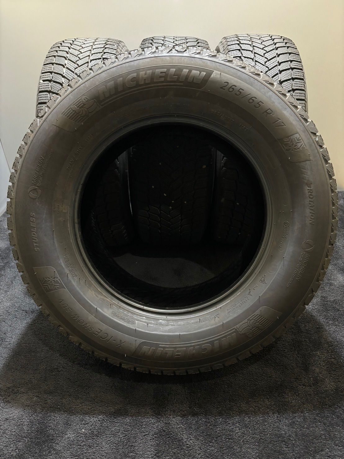 ★265/65R17 MICHELIN/X-ICE SNOW SUV 22年製 スタッドレス 4本 プラド サーフ パジェロ (南8-G93)