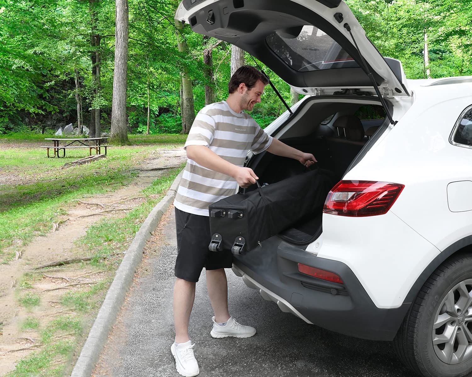 3mx3m 大型 ワンタッチテント タープテント ワンタッチ 3段階調節 タープテント シルバーコーティング UVカット 遮光 耐水加工 スチールフレーム 風に強い 2.5mx2.5m 組立て簡単 持ち運び便利 5-8人用 収納キャスターバッグ サンドバッ OLIVEOS_COM_TR