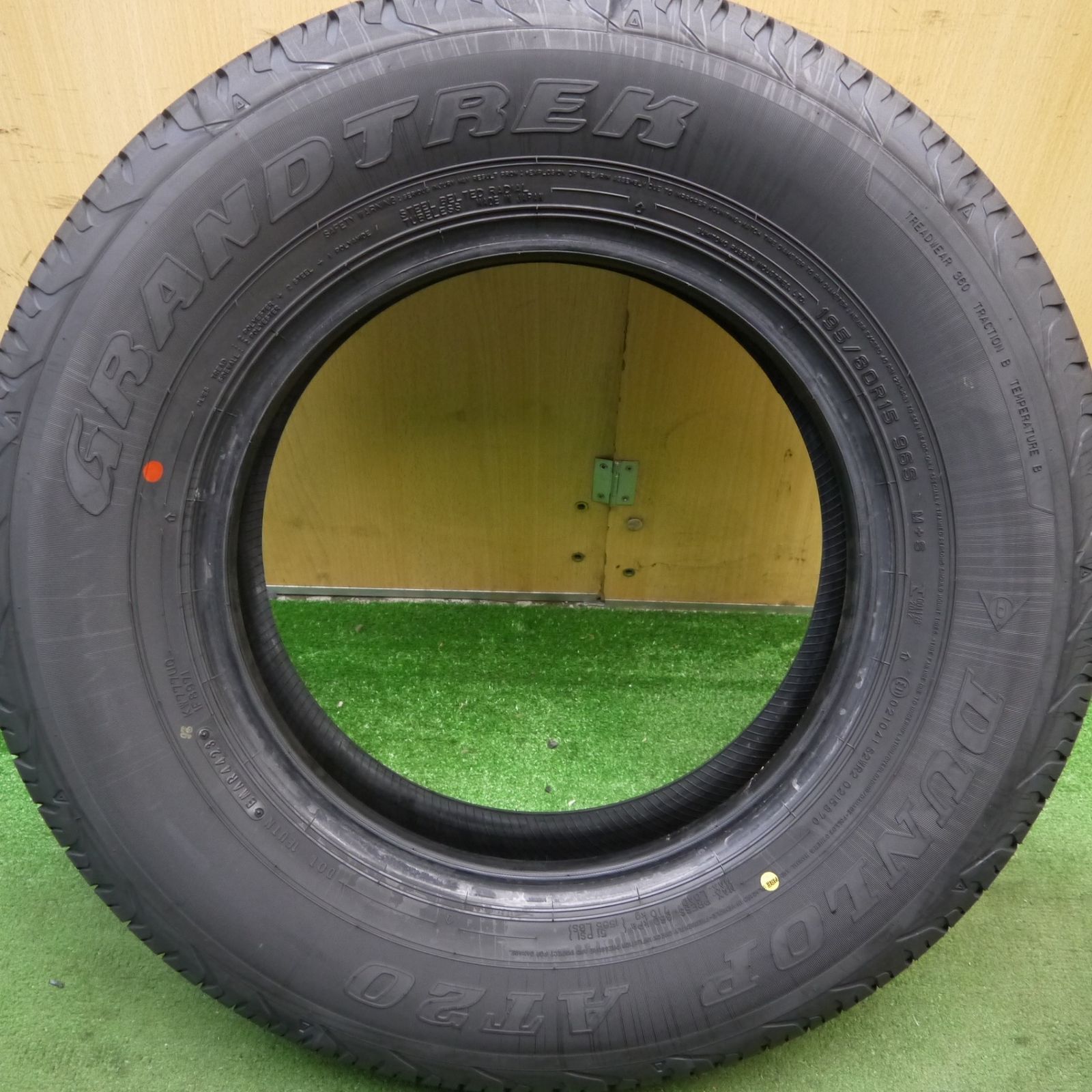 新車外し！23年！1本☆195/80R15 ダンロップ AT20 グラントレック 15 