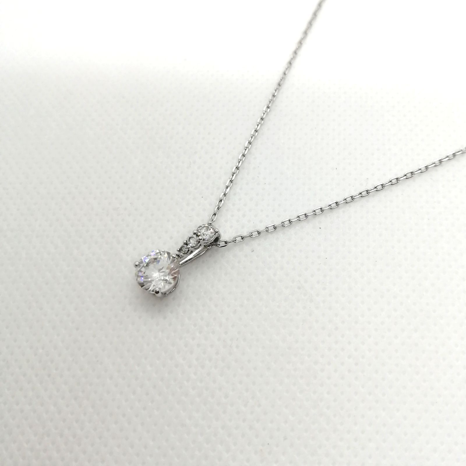 スワロフスキー SWAROVSKI ネックレス further シルバー 正規品 美品 スワロフスキー SWAROVSKI ネックレス シルバー 一粒 【49
