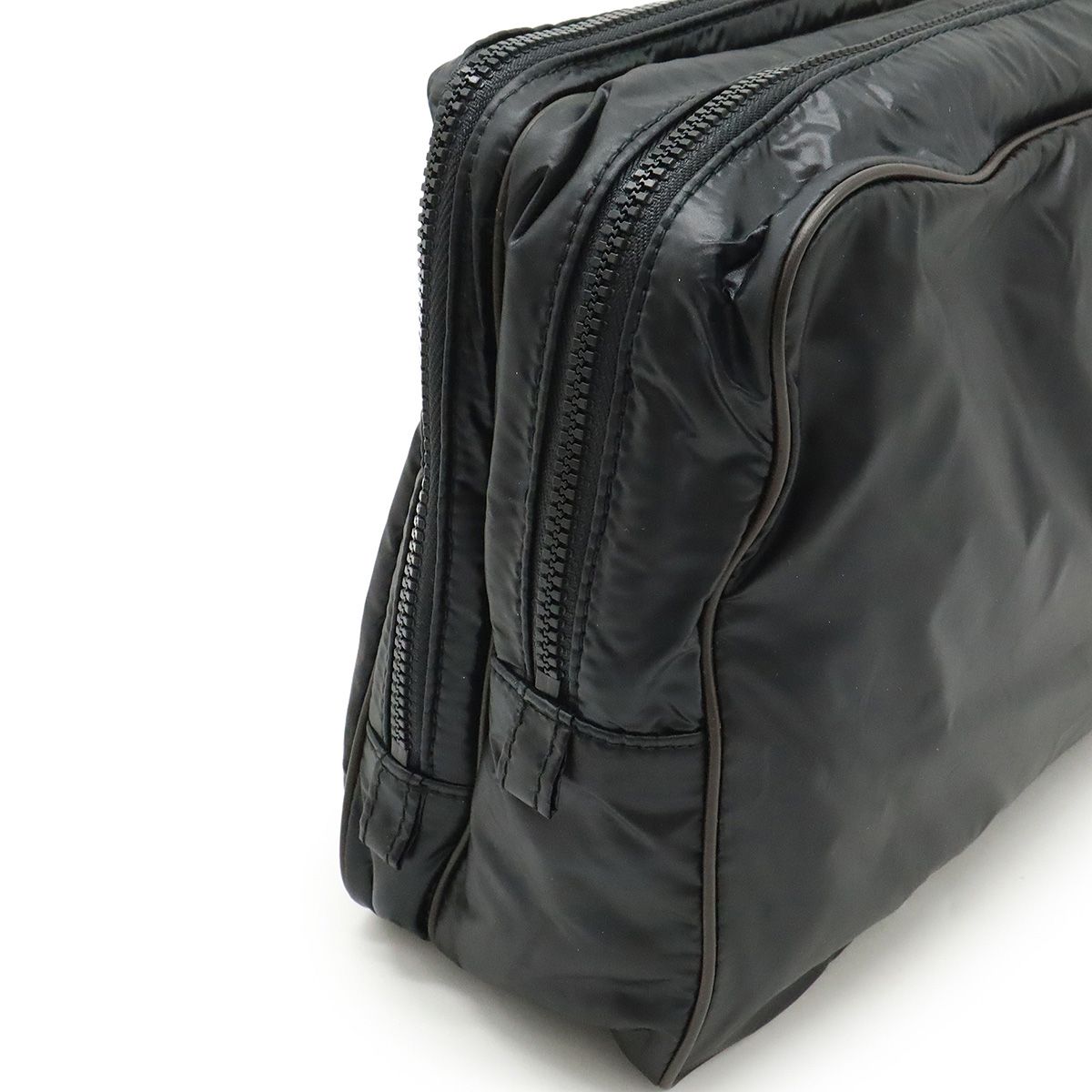 BOTTEGA VENETA ボッテガ ヴェネタ ボッテガベネタ セカンドバッグ クラッチバッグ トラベルポーチ ナイロン レザー ブラック 黒 ダークブラウン BOTTEGA VENETA ボッテガ ヴェネタ ボッテガベネタ セカンドバッグ