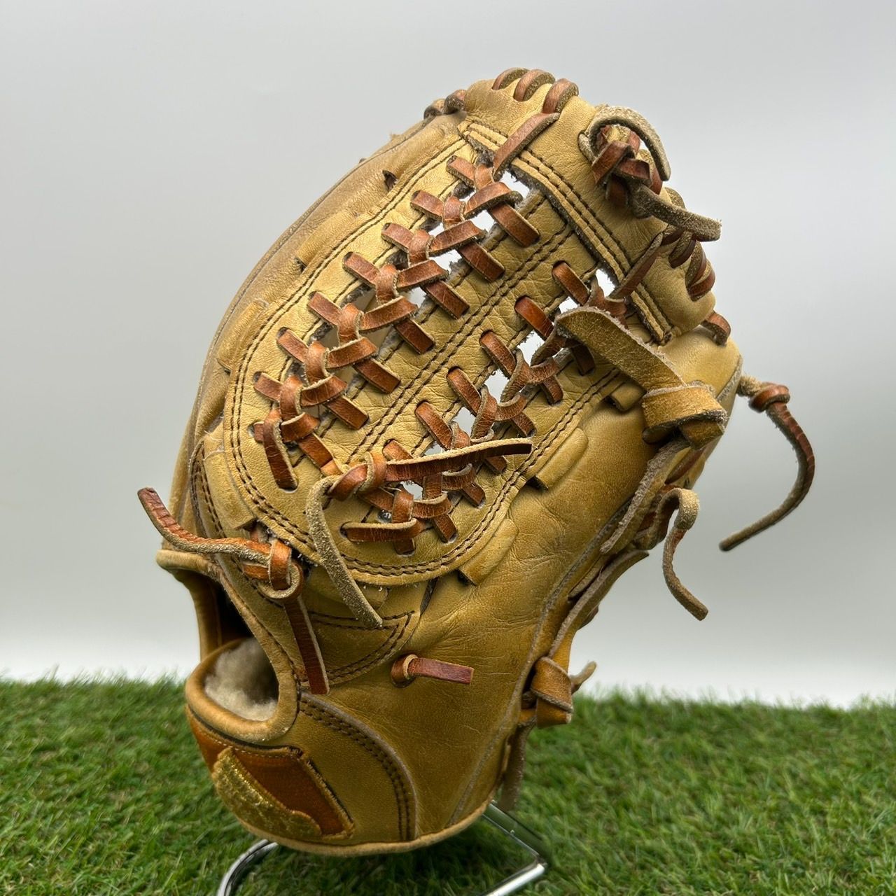 硬式用　アディダスプロフェッショナル　アディダス　内野手 アディダス プロフェッショナル 内野グローブ | 中古野球用品