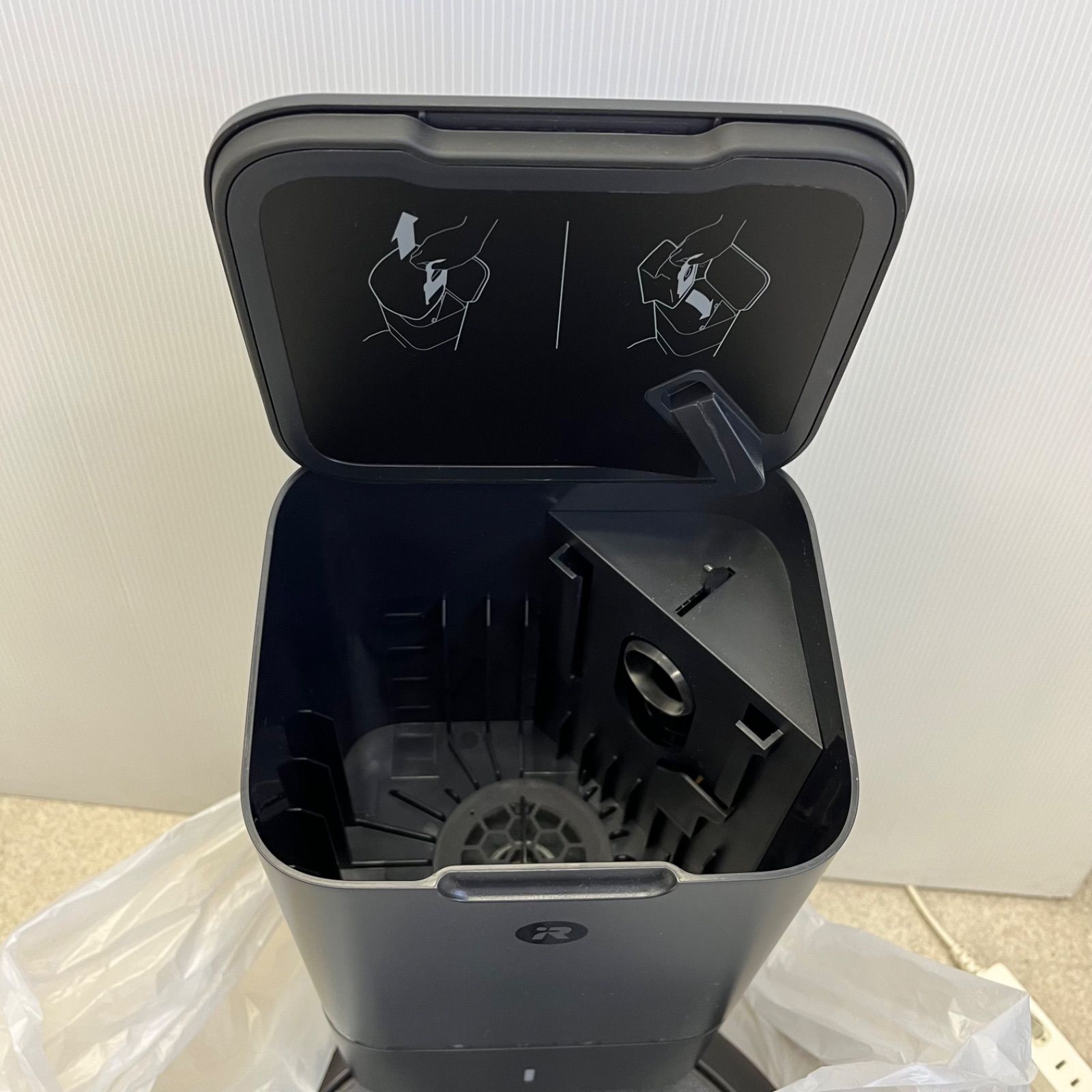 iRobot i3 ルンバ RVD-Y1 ロボット掃除機 クリーンベース AED-N1