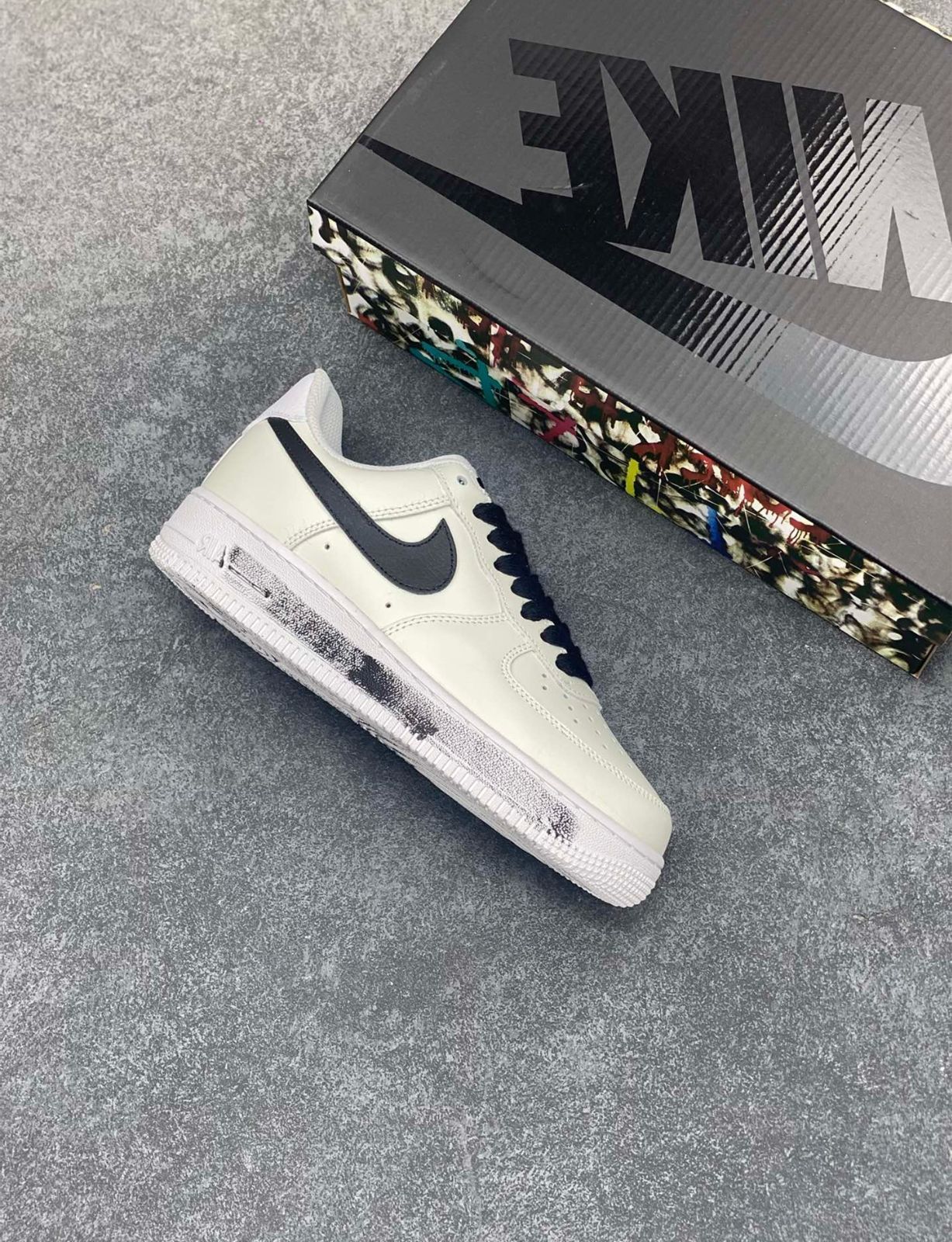 PEACEMINUSONE × Nike Air Force 1 Low "Para-noise/White/Black" / G-DRAGONピースマイナスワン × ナイキ エアフォース1 ロー "パラノイズ/ホワイト/ブラック" / ジードラゴン登場。