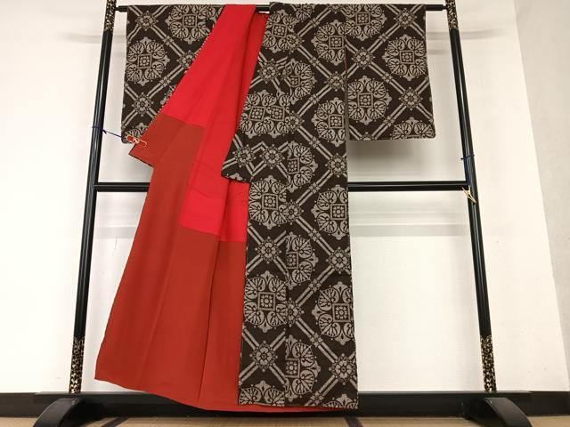 平和屋着物○本場大島紬 アンティーク大島 草花文 正絹 逸品  