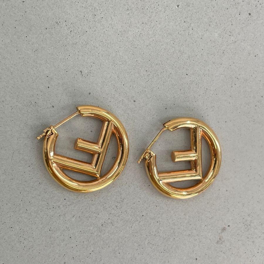 FENDI エフイズ ピアス ゴールド FENDI フェンディ エフイズ