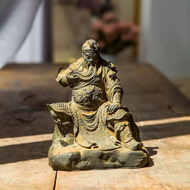 武聖関羽人物像 文房置物·案頭  鎮宅辟邪 開運風水 招財  工芸品 武聖関羽人物像 文房置物·案頭 鎮宅辟邪 開運風水 招財 工芸品