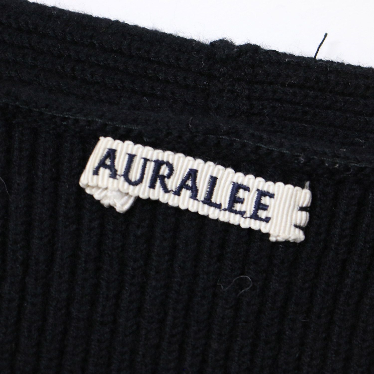 AURALEE オーラリー ニット ブラック 黒 サイズ:0(S) スーパーファインウール Vネック リブニット SUPER FINE WOOL  RIB KNIT V NECK P/O プルオーバー 長袖 トップス セーター【レディース】 - メルカリ