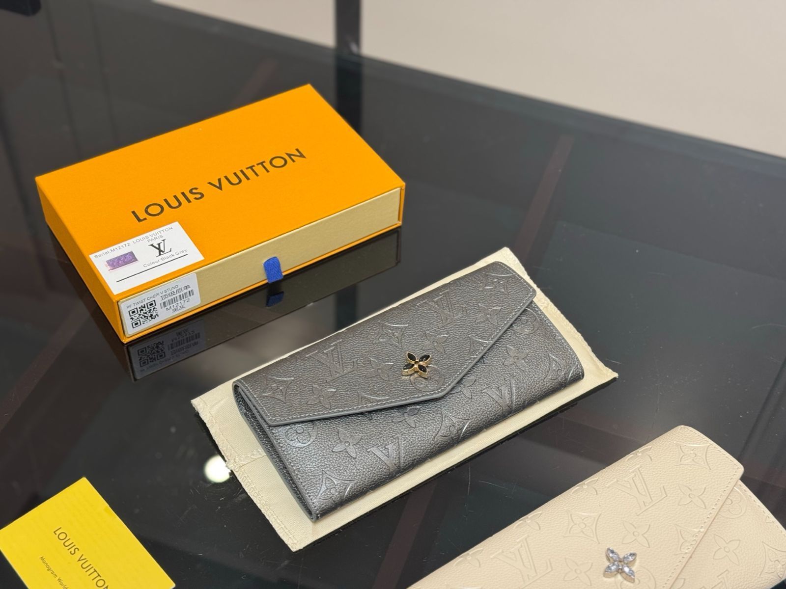 今日特価】Louis Vuitton 新製ウォレット（コンパクトサイズ