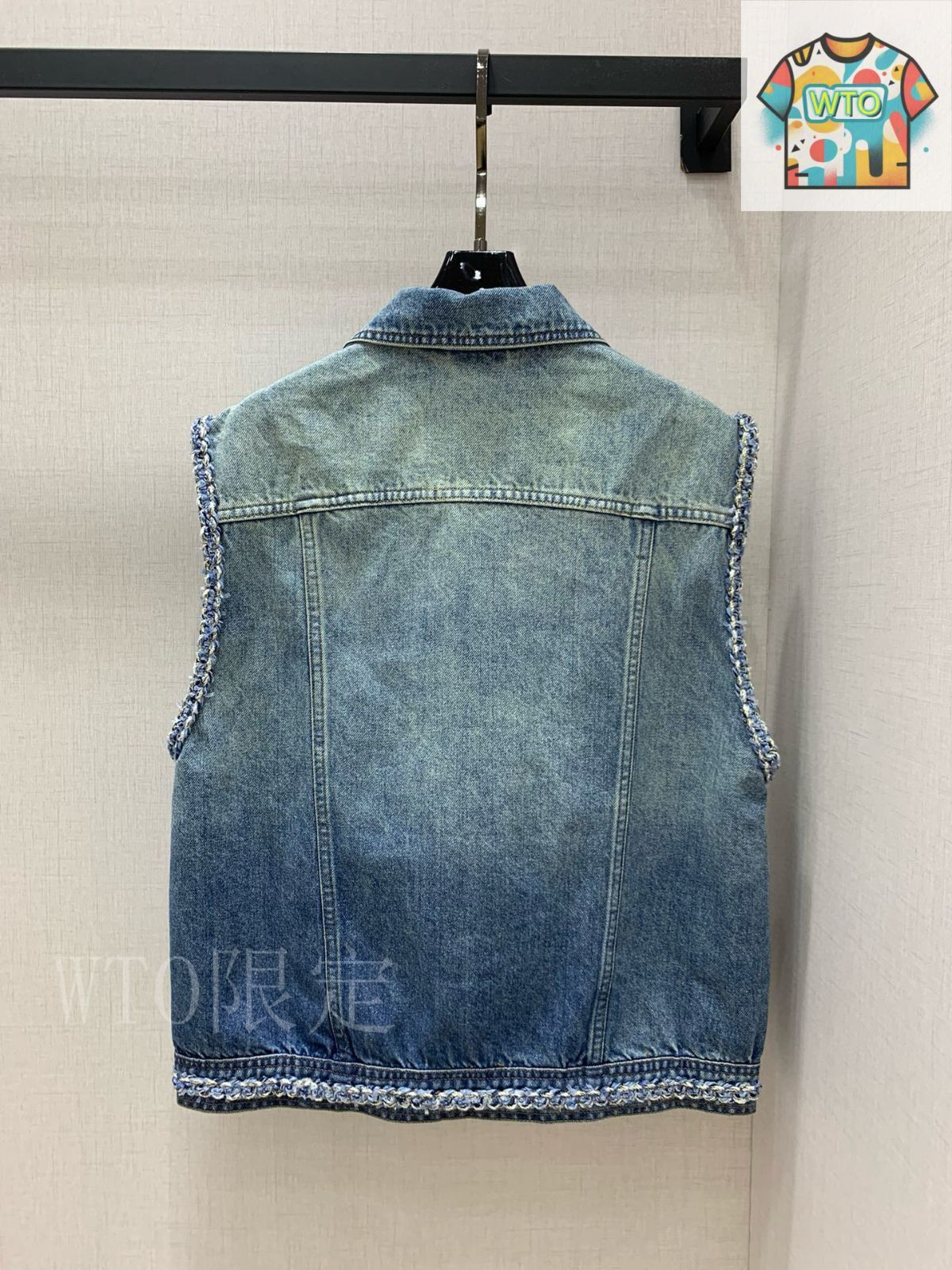 CHANEL - シャネル ❤️CHANEL ❤️デニム ベスト 正規品 今日特価】Chanel Denim Vest / シャネル デニムベスト-2 - メルカリ