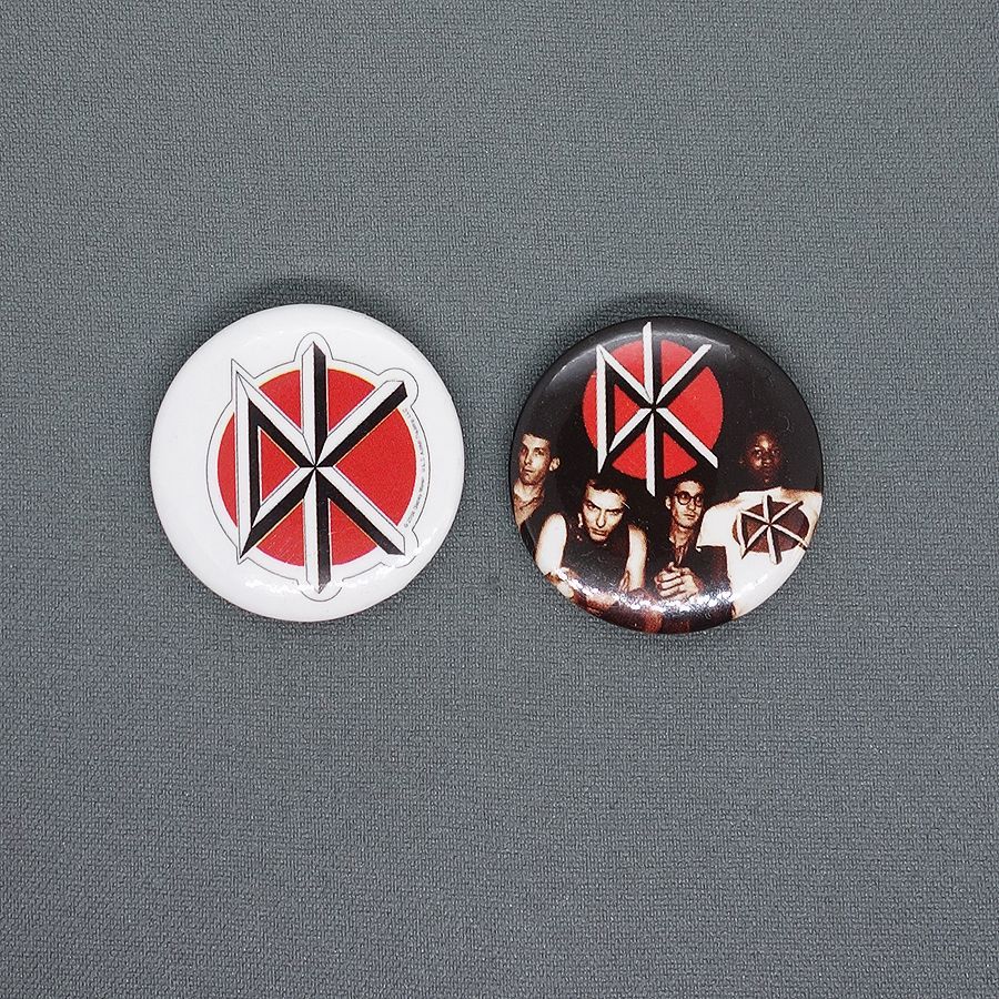 新しいコレクション 新品 未使用 ハードコア パンクバンド Dead Kennedys 缶バッジ 2個セット ミュージシャン Lavacanegra Com Mx Lavacanegra Com Mx