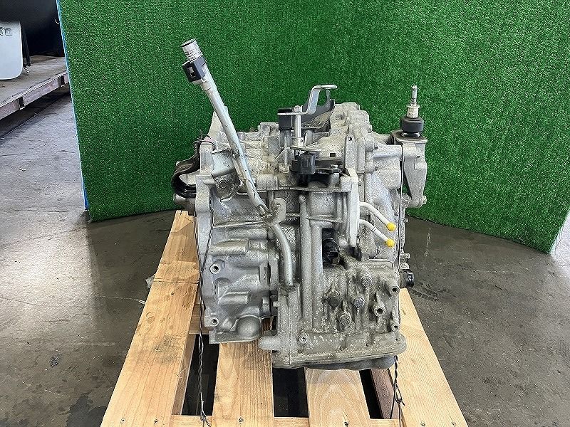 ティアナ TNJ32 オートマミッション ATミッション 250XE4 4WD 31020-1XT6C LAA