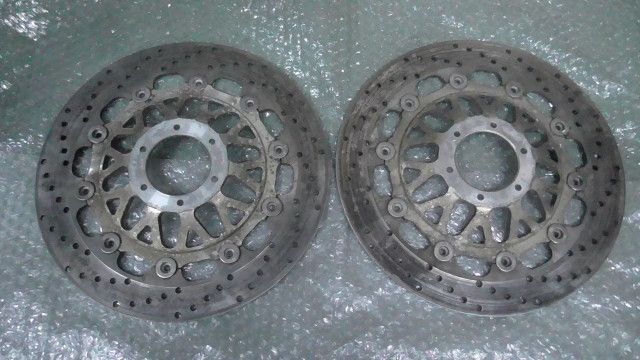 フロントディスクローター 1757636301