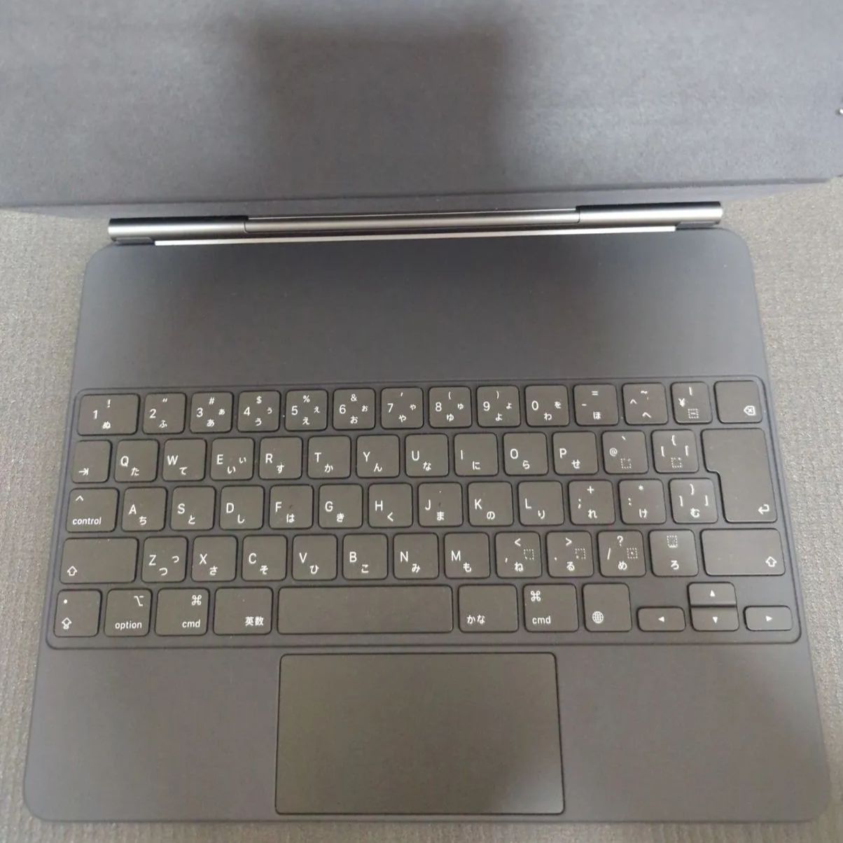 ほぼ未使用品】iPad Pro/Air 13/12.9インチ用 マジック