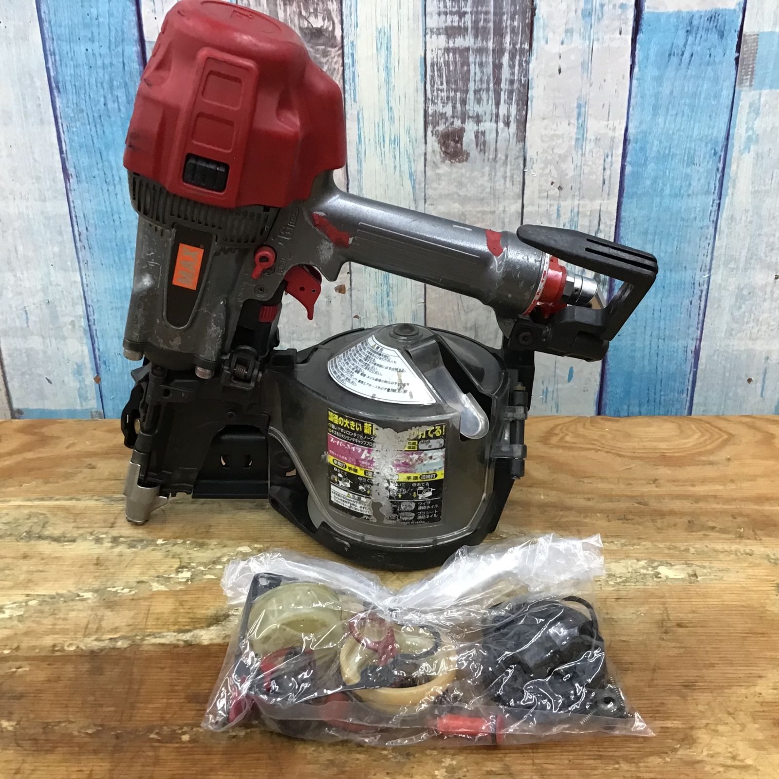 マックス(MAX) 高圧エア釘打ち機 HN-90N3 内部清掃+消耗品交換済み【柏店】