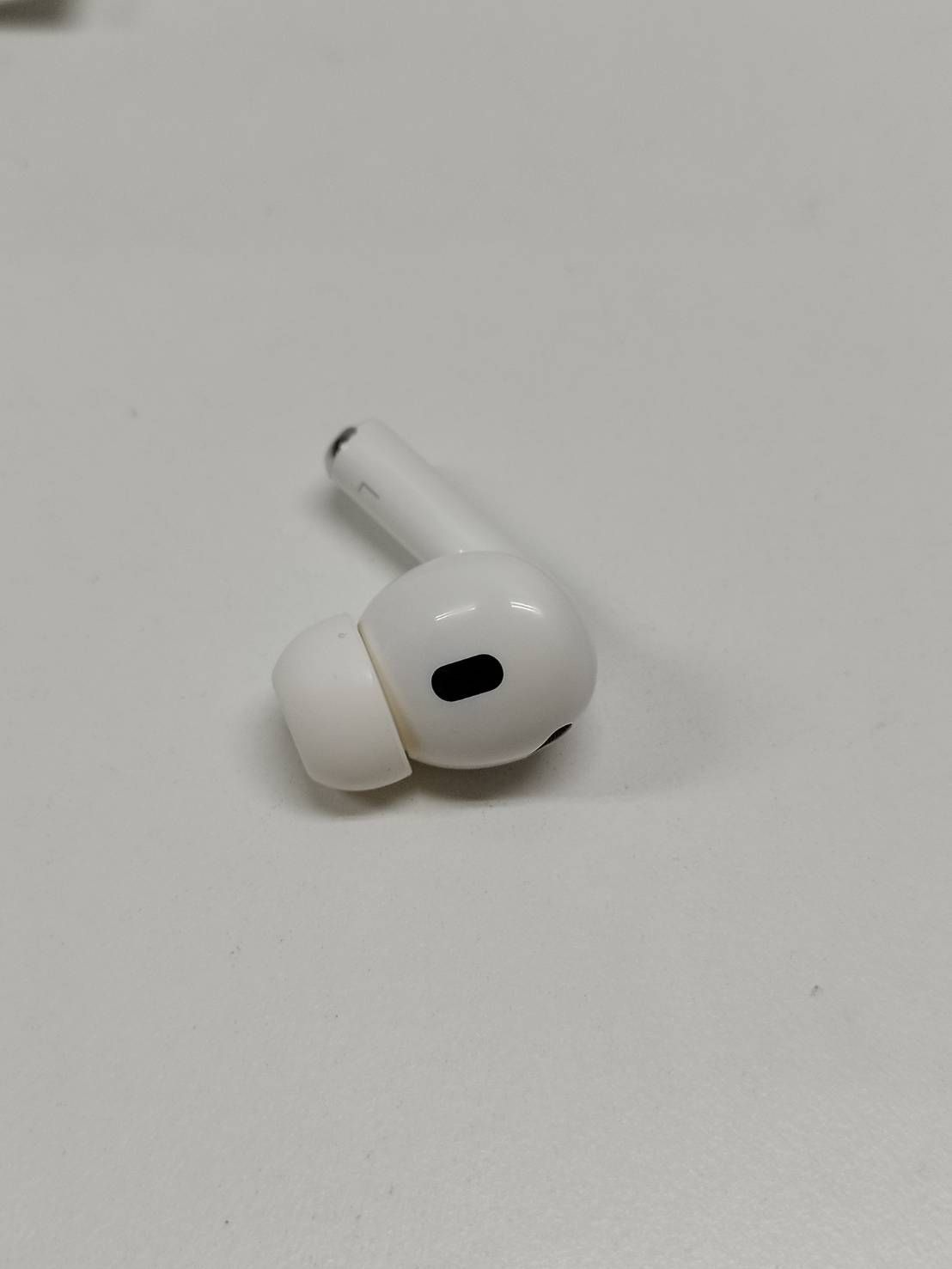 Airpods 正規品 左耳用 イヤホン apple エアーポッズ エアーポッド アップル 1 Apple 第３世代 AirPods エアーポッズ 左耳のみ L片耳 正規品 Apple