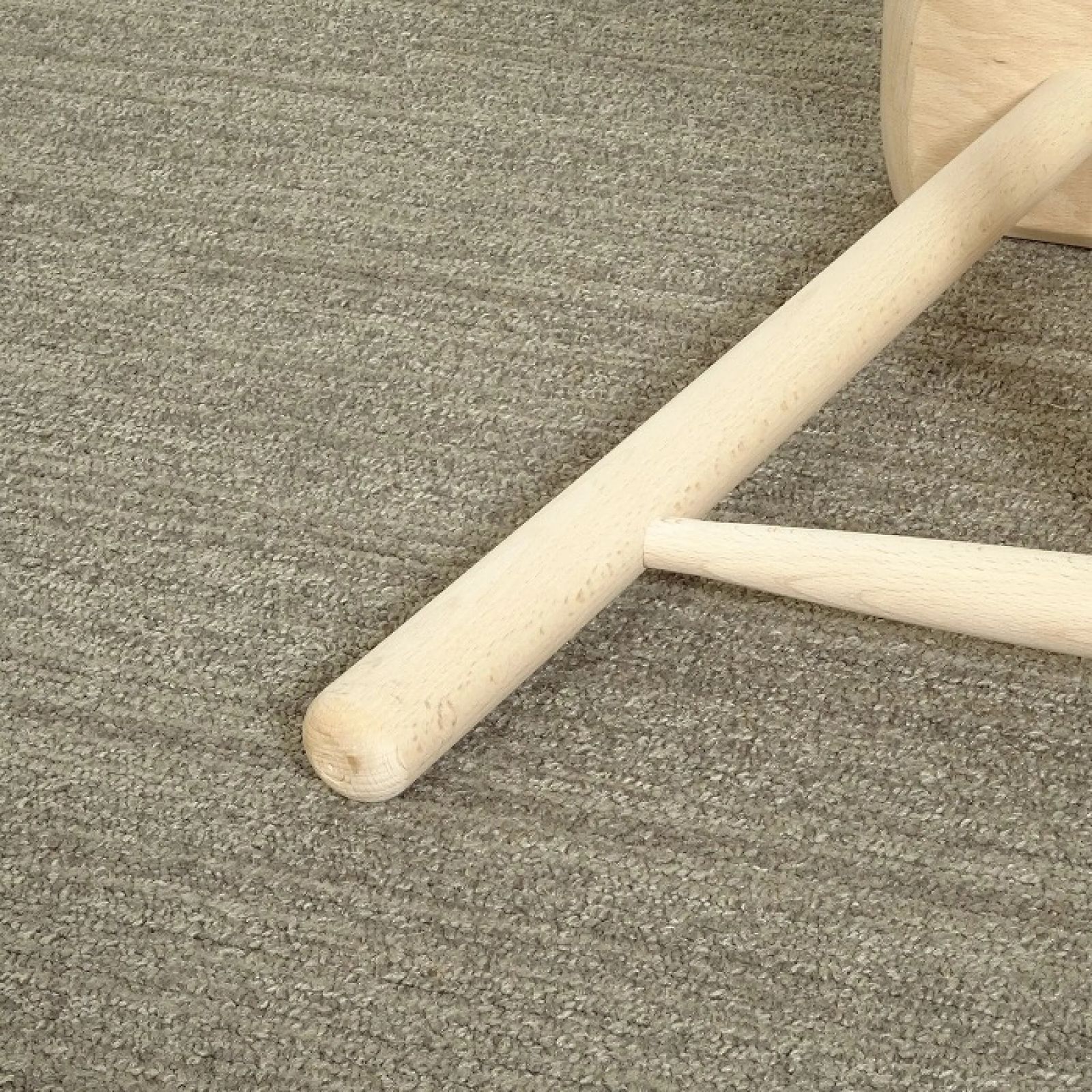 飛騨産業　キツツキマーク　KAYA オットマン　スツール　オーク無垢材 NG 飛騨産業 キツツキマーク KAYA オットマン スツール オーク無垢材 NG