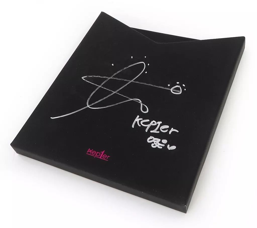 くらしを楽しむアイテム 中古】特典系収納BOX ヨンウン(Kep1er) 直筆サイン入りスリーブ K-POP・アジア
