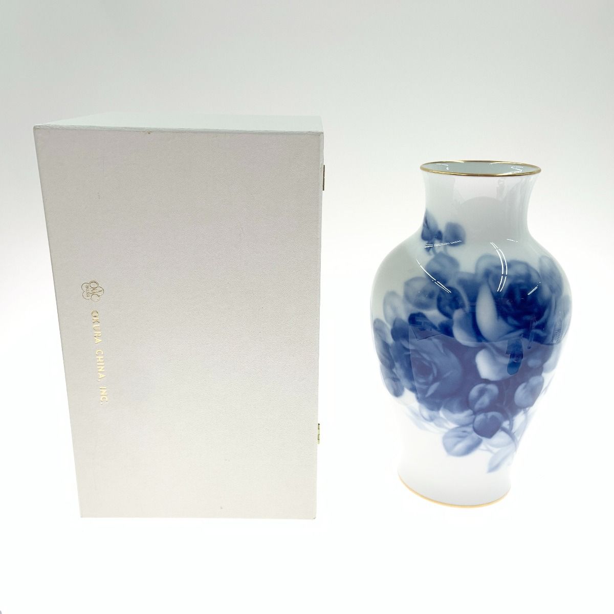 〇〇大倉陶園 OKURA 花瓶 花器 花入れ ブルーローズ トップ 薔薇 金彩