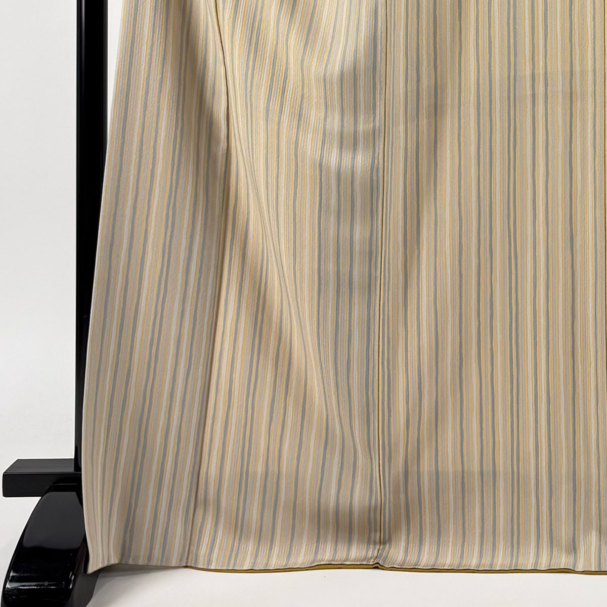 小紋 身丈169cm 裄丈69cm L 袷 縞 ベージュ 正絹 秀品