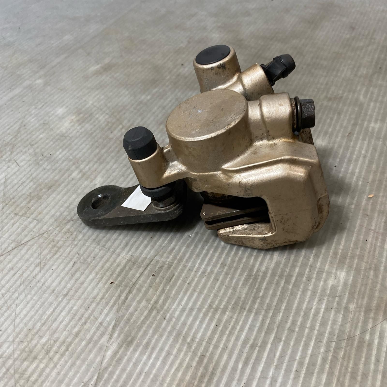 スーパーディオZX フロントブレーキ キャリパー ベース AF28-1275***