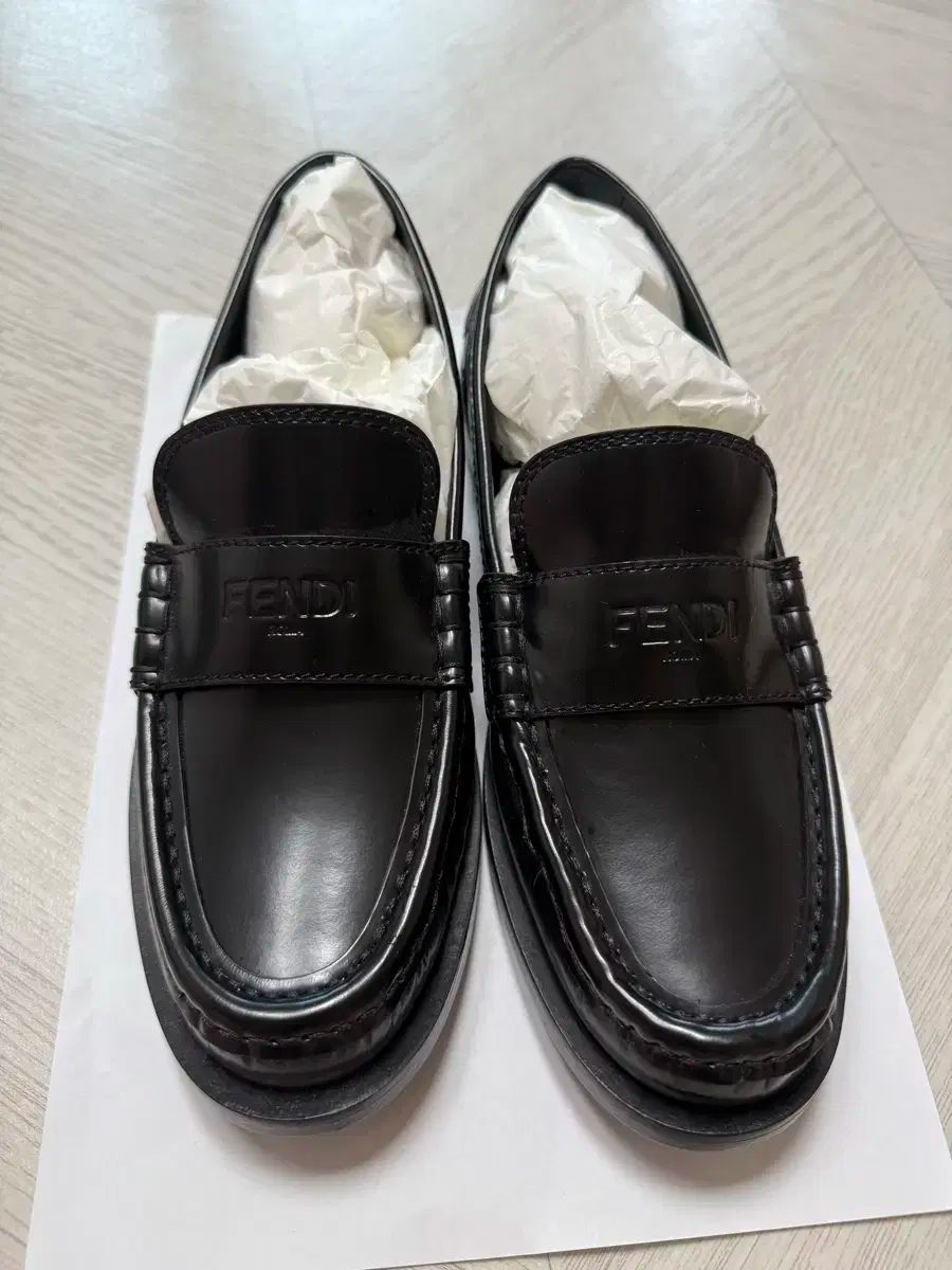 FENDI (フェンディ) レザー FFジャガード オーロック