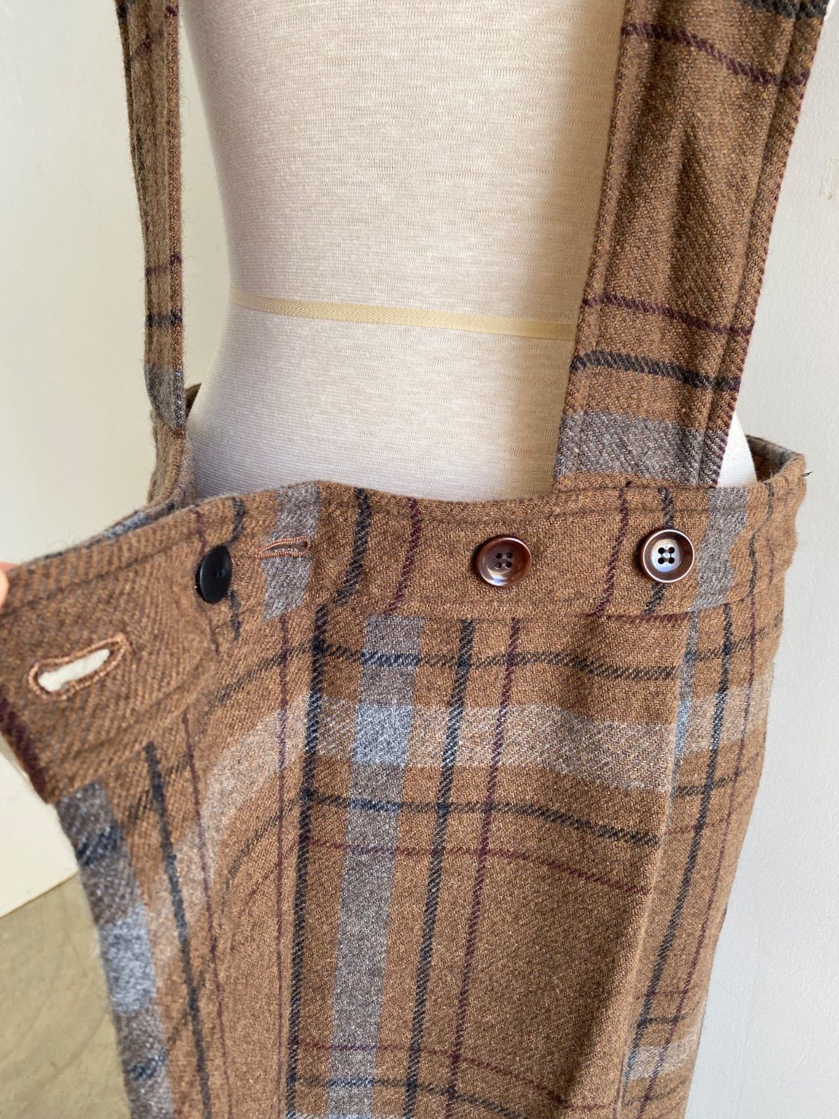 ウールツィードチェックサスペンダースカート