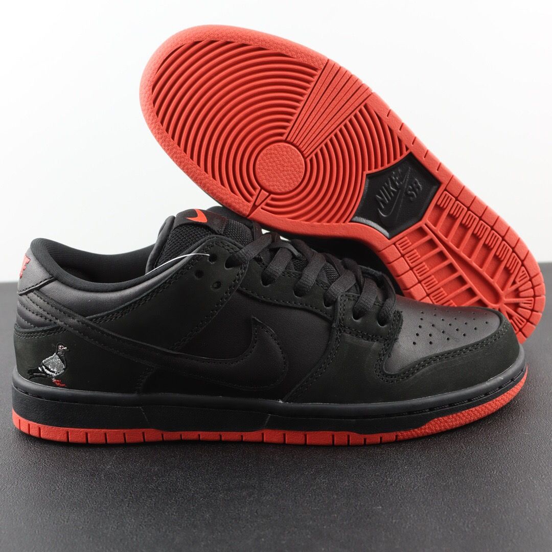 新品未使用 NIKE SB DUNK LOW TRD QS 