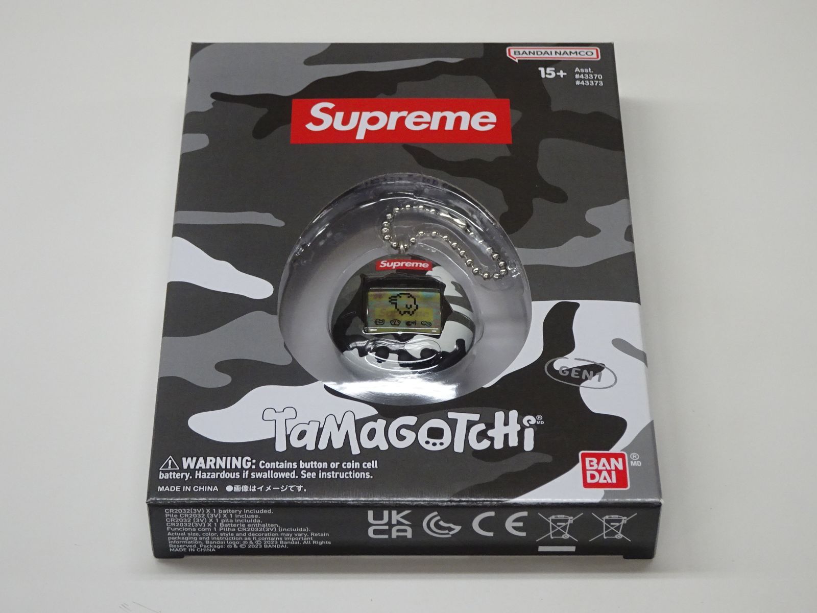 Supreme Tamagotchi たまごっち ブラック