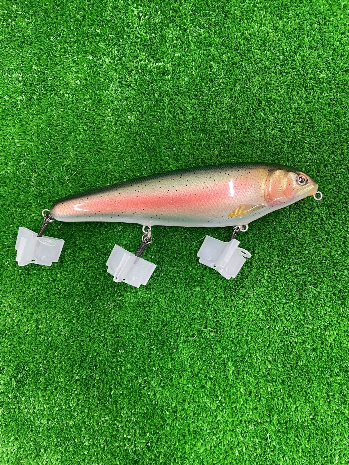 トモスルアー ランチパッカー