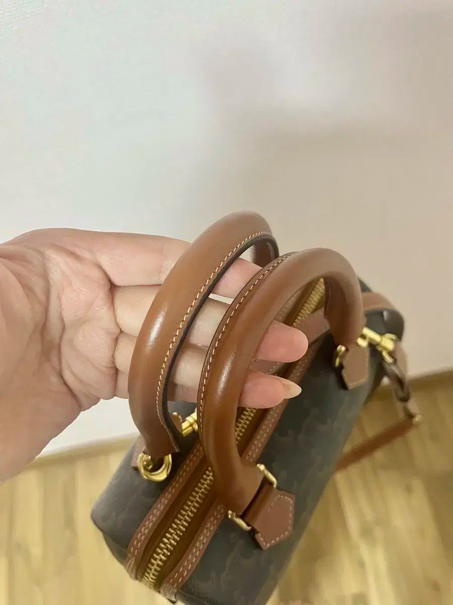 CELINE セリーヌ★収納力あり!スモール ボストン Celine(セリーヌ) スモール ボストンバッグ - メルカリ