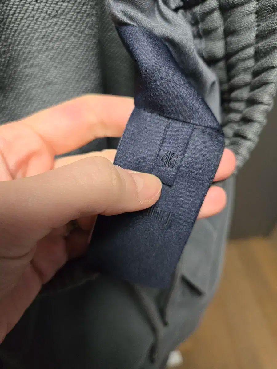  Juun.J ジュンジェイ グレー 瓶 フィット パンツ 46 ジョガーパンツ スウェットパンツ パンツ