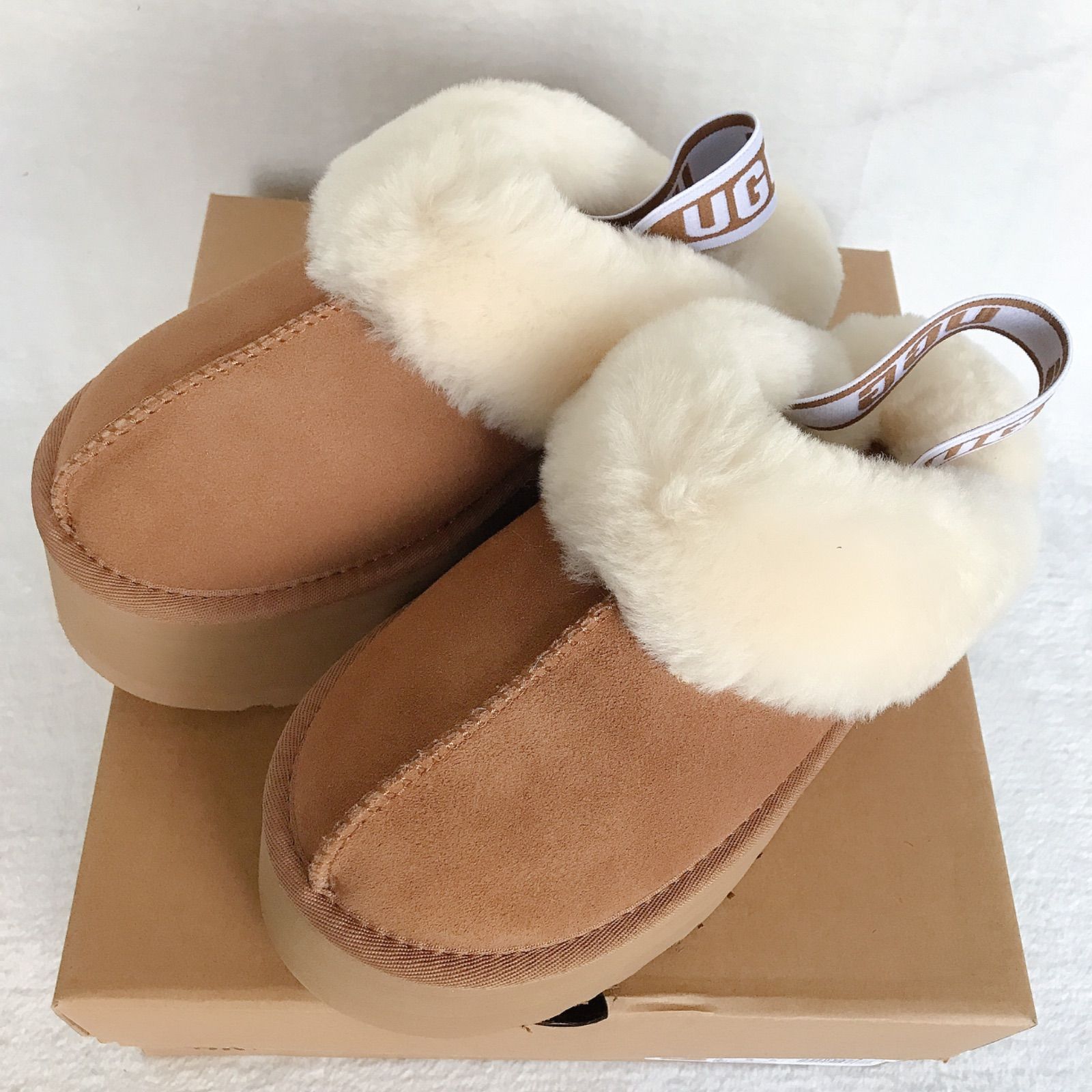 数量限定 UGG アグ サンダル厚底5cm レディース ファンケット Chestnut